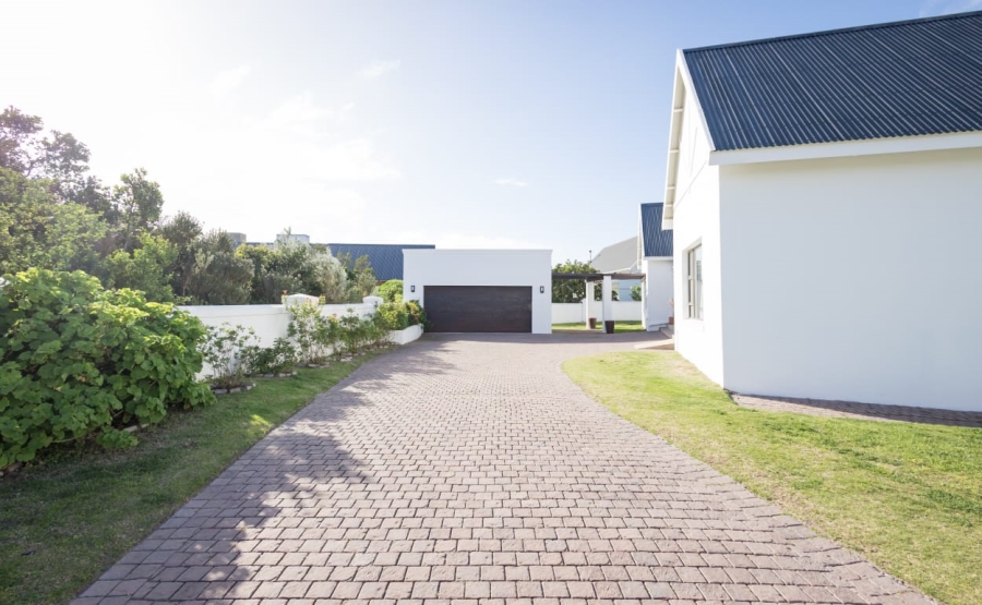 4 Bedroom Property for Sale in St Francis Links Eastern Cape